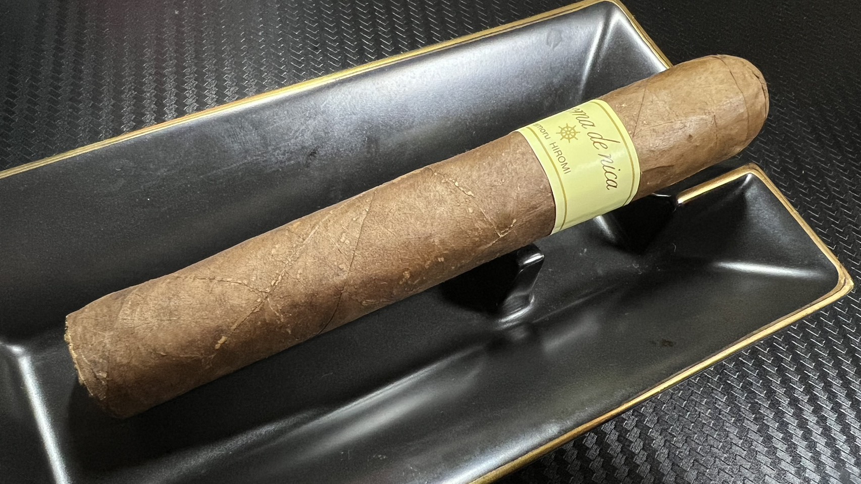 アロマデニカ５０５・ロブスト