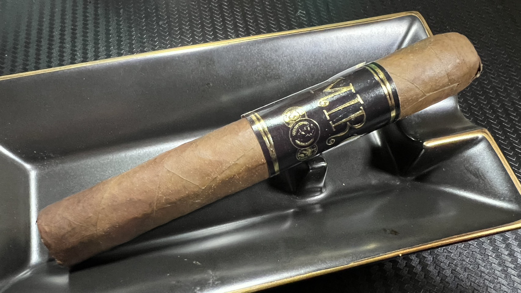 ミロ・ゴールド・ロブスト